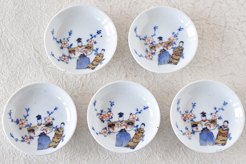 伊万里 色絵 桜と立雛 豆皿 - 生活骨董と古布のアンティークショップ