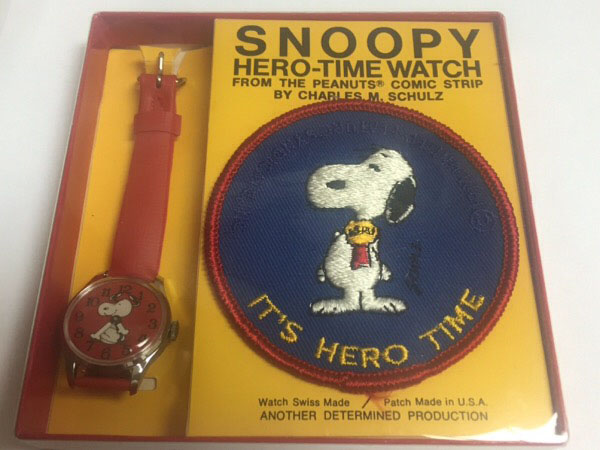 スヌーピー 未使用 箱付き1971年製手巻き式 スイス製 レディースサイズ
