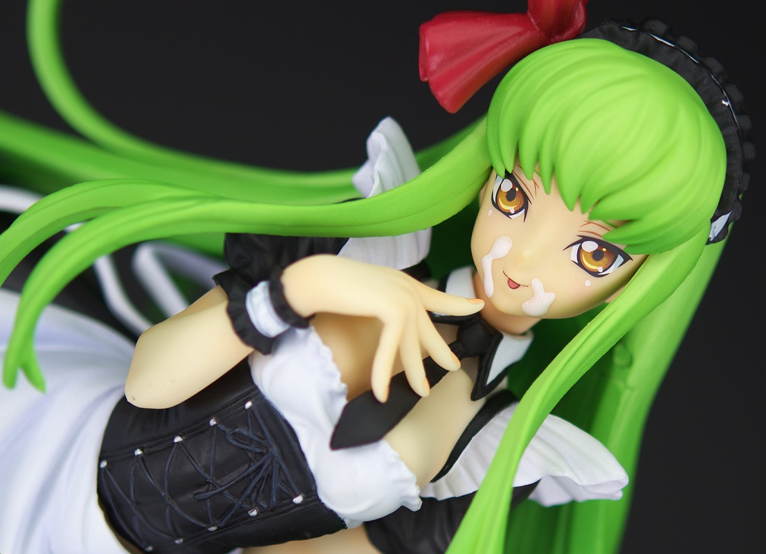 一番くじプレミアム コードギアス in Wonderland/よつばとフィギュア