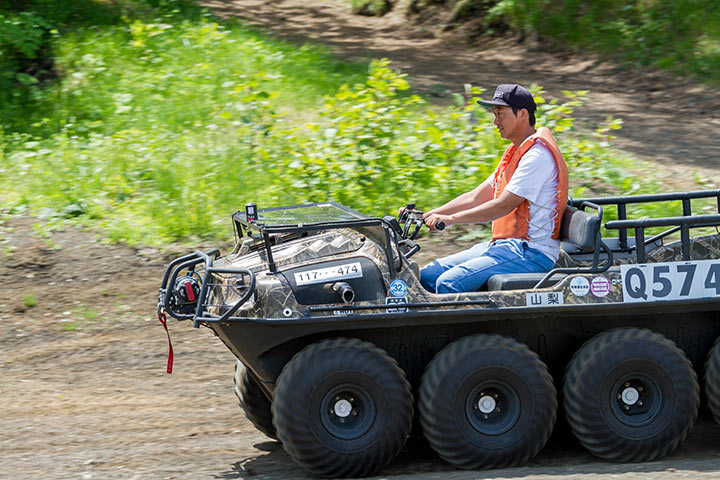 旭日丘観光（アサヒガオカカンコウ）～山中湖ドーム船・水陸両用車