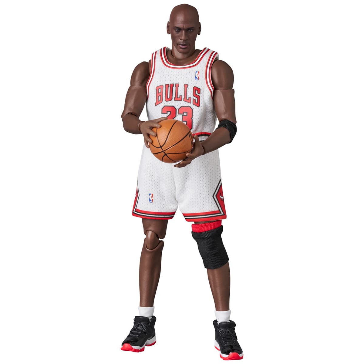 MEDICOM TOY MAFEX MICHAEL JORDAN(CHICAGO BULLS HOME) WHITE