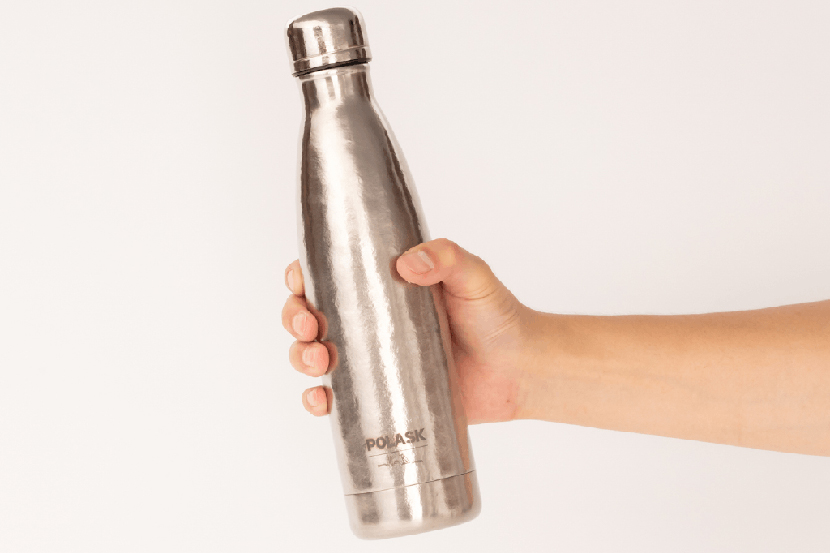 錆びない、凹まない、臭わない。死ぬまで使える純チタン製ボトル
