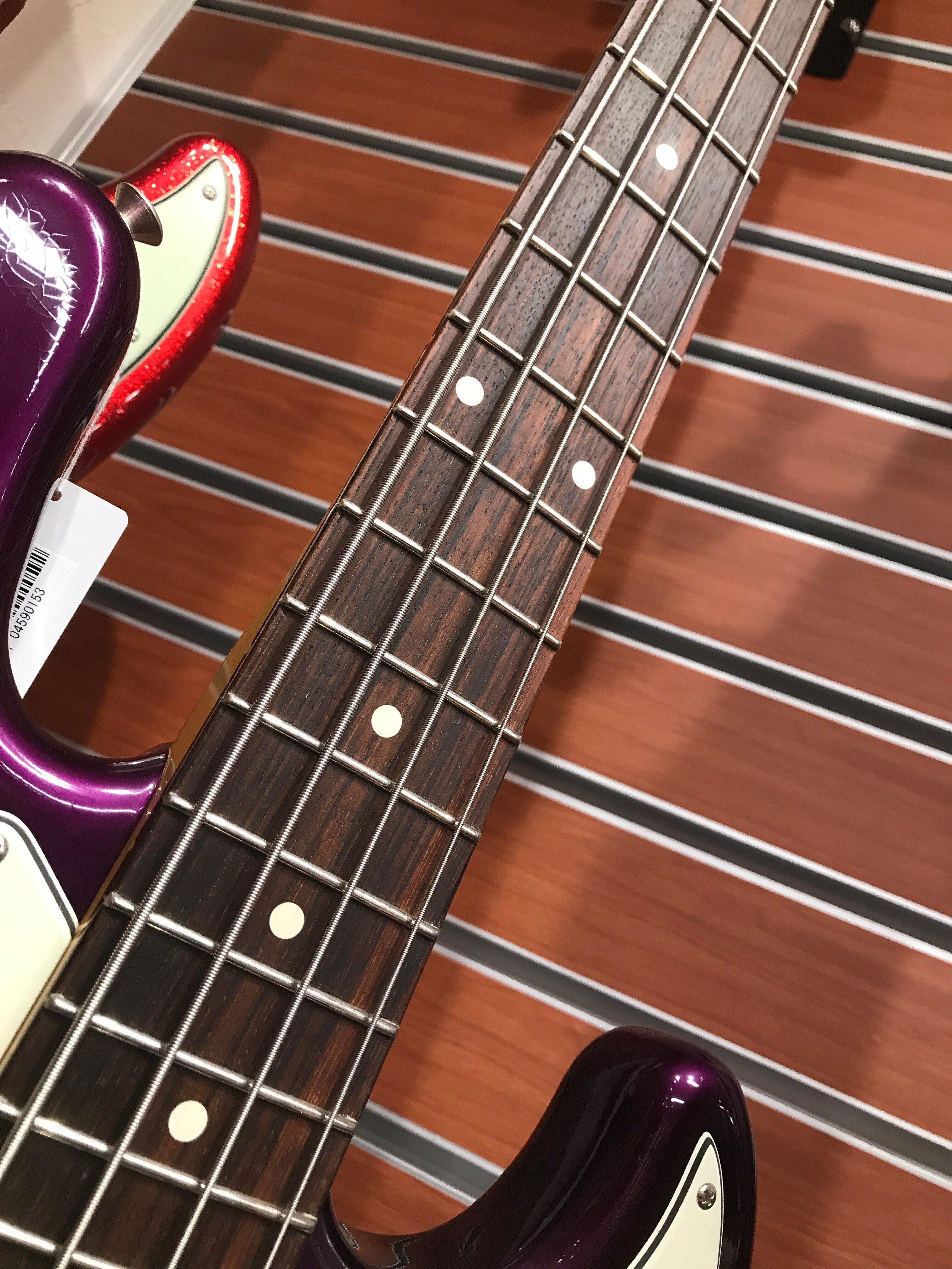 指板材と共にベースを紹介しましょう！｜ベースプラネット(Bass Planet)