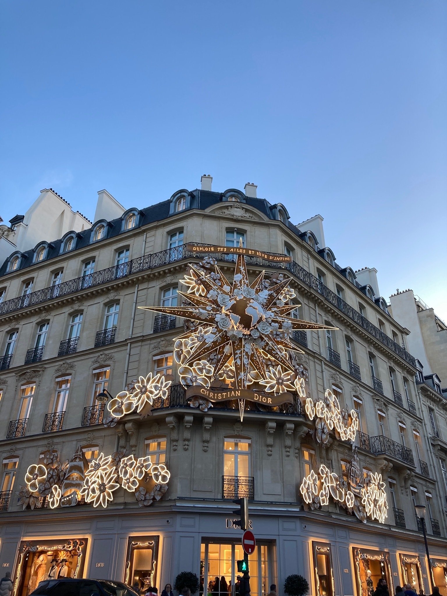 前編】ラ・ギャラリー・ディオール（La Galerie Dior）：パリで