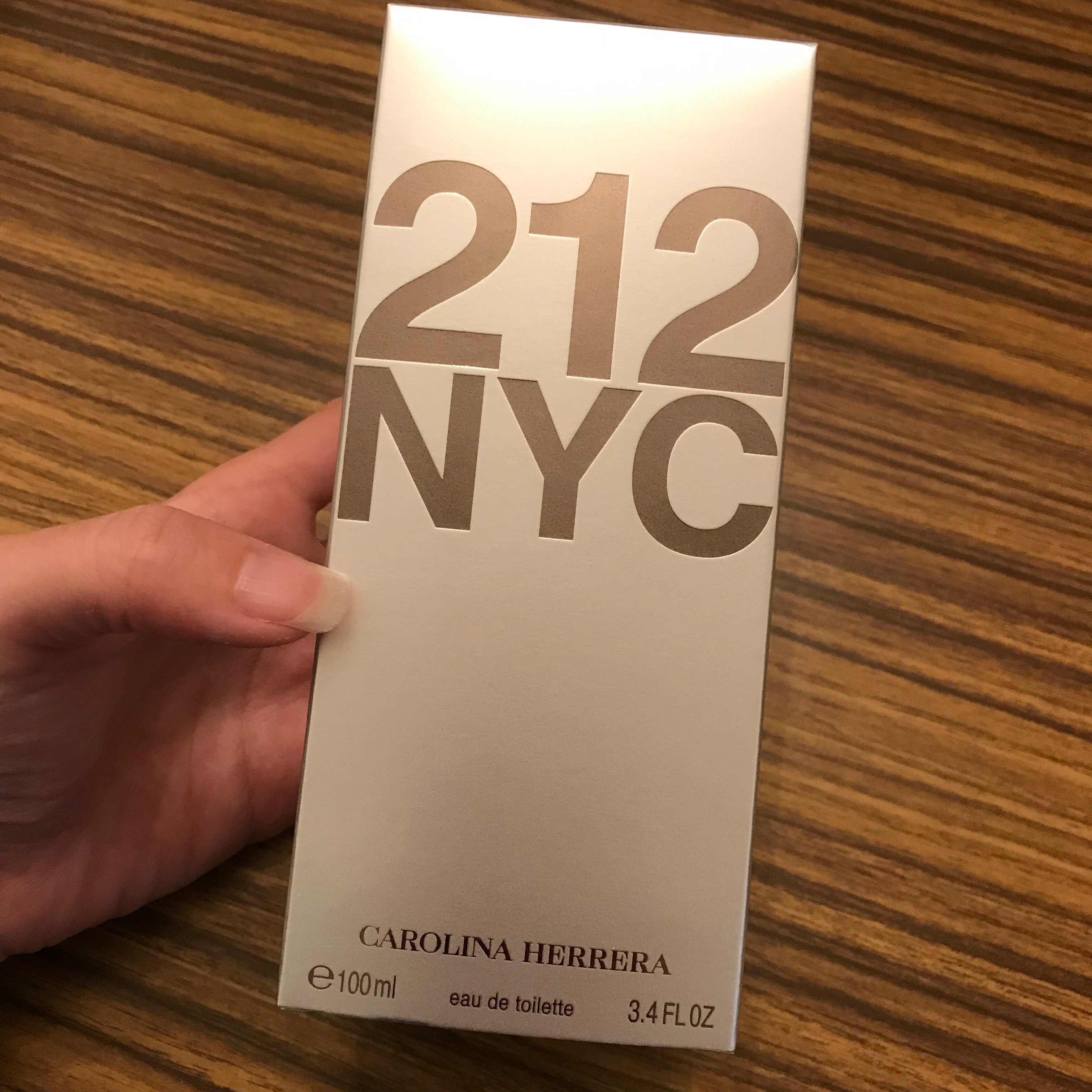 お気に入りの香水｜Saki