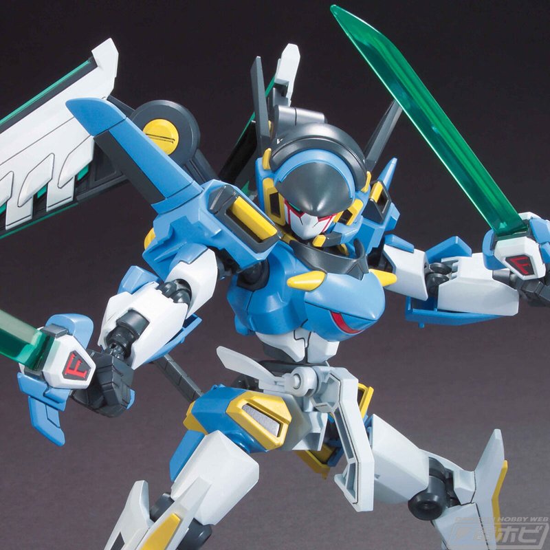 ダンボール戦機W』プラモデル「LBXイカロス・ゼロ」と「LBXイカロス