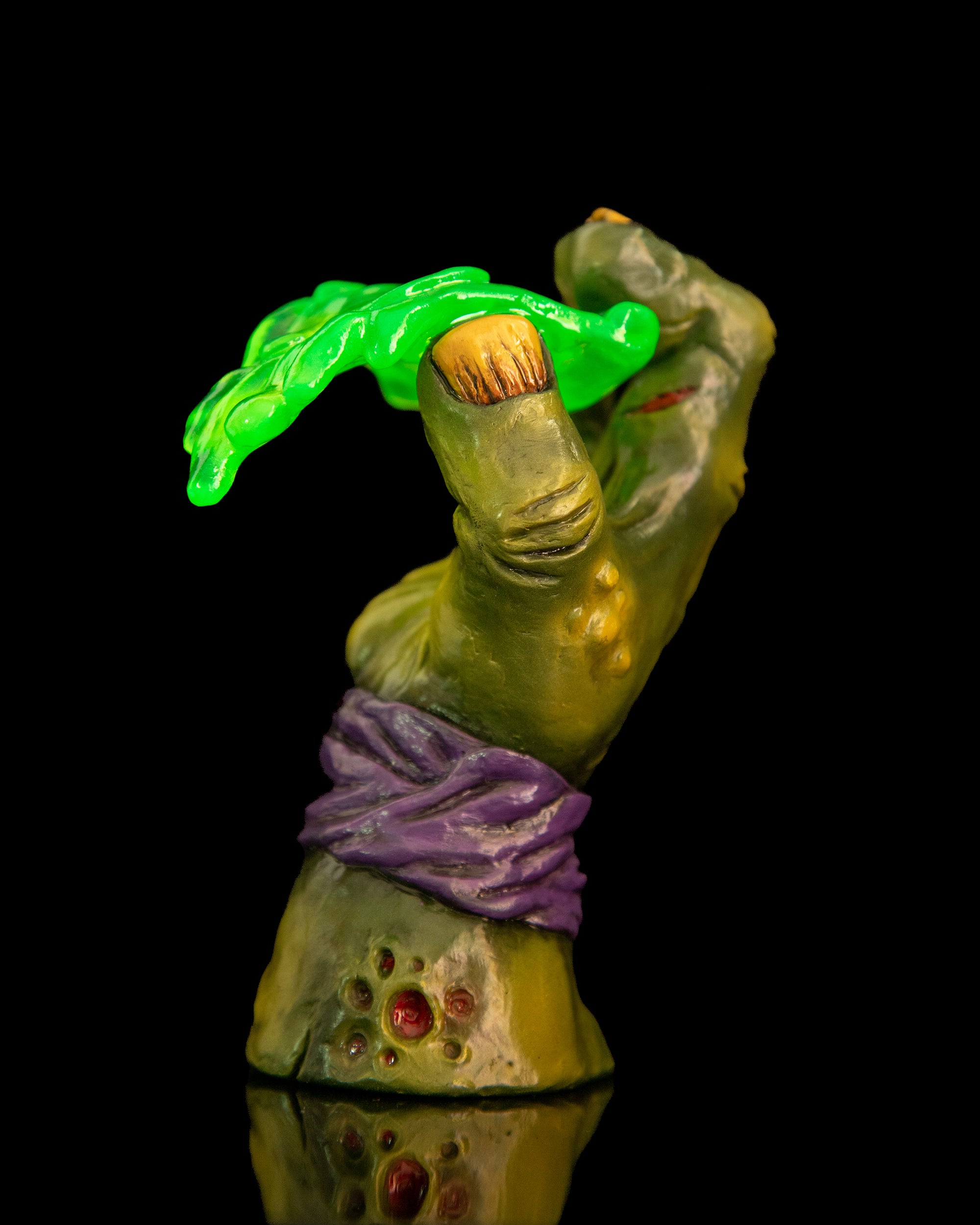 TMNT Zombie Mutant's Hand with Acid Pizza – Apes Art