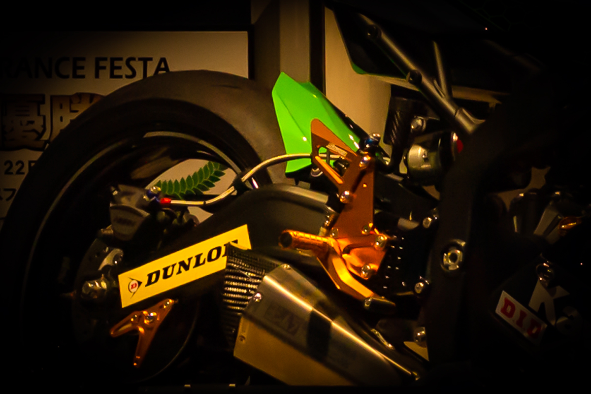 ≪KAWASAKI Ninja ZX-25Rカスタムパーツの開発≫ | 開発情報 | ARCHI