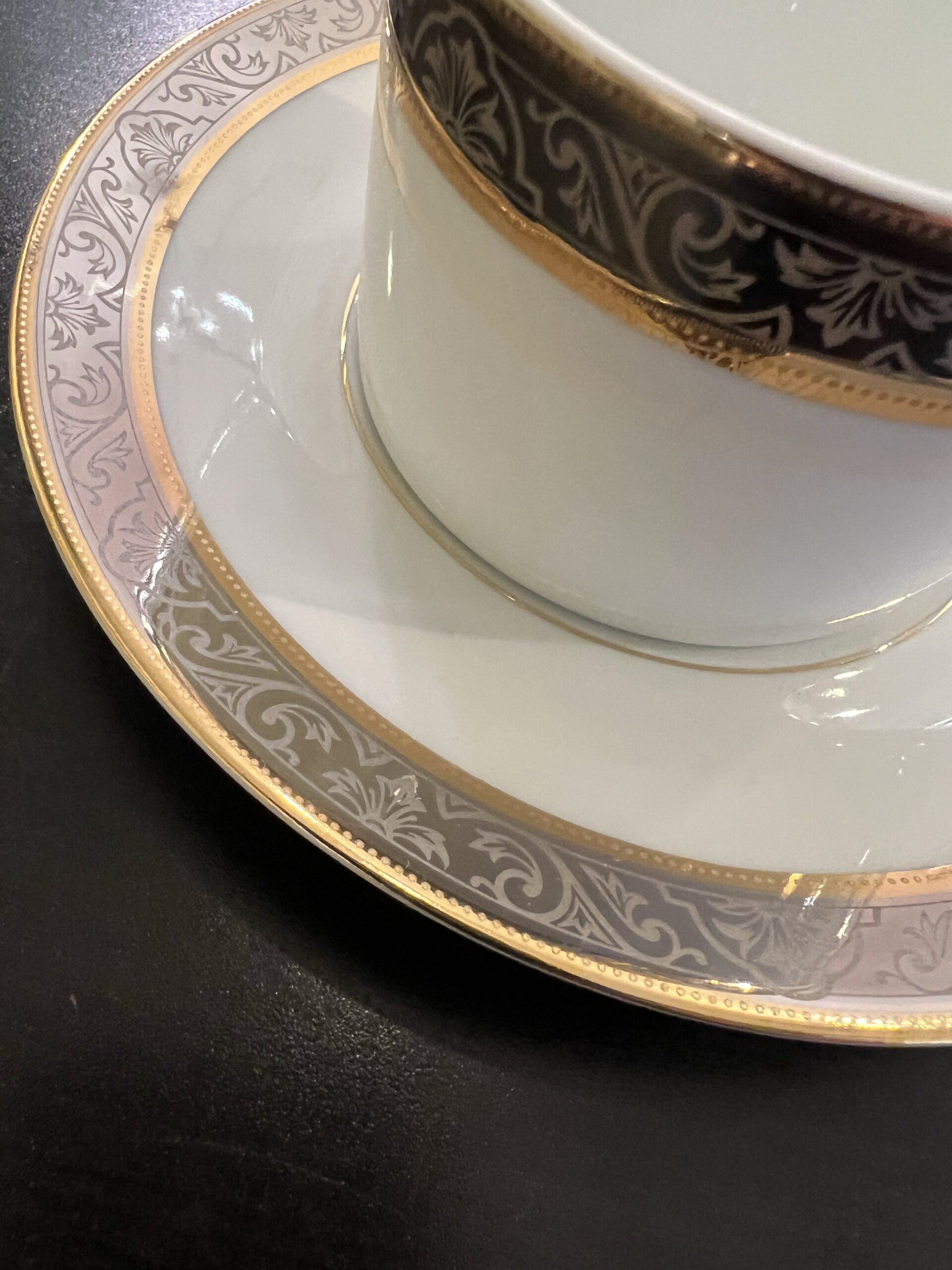 Philippe Deshoulieres Orleans Dinnerware - Ark Antiques, La Jolla, CA