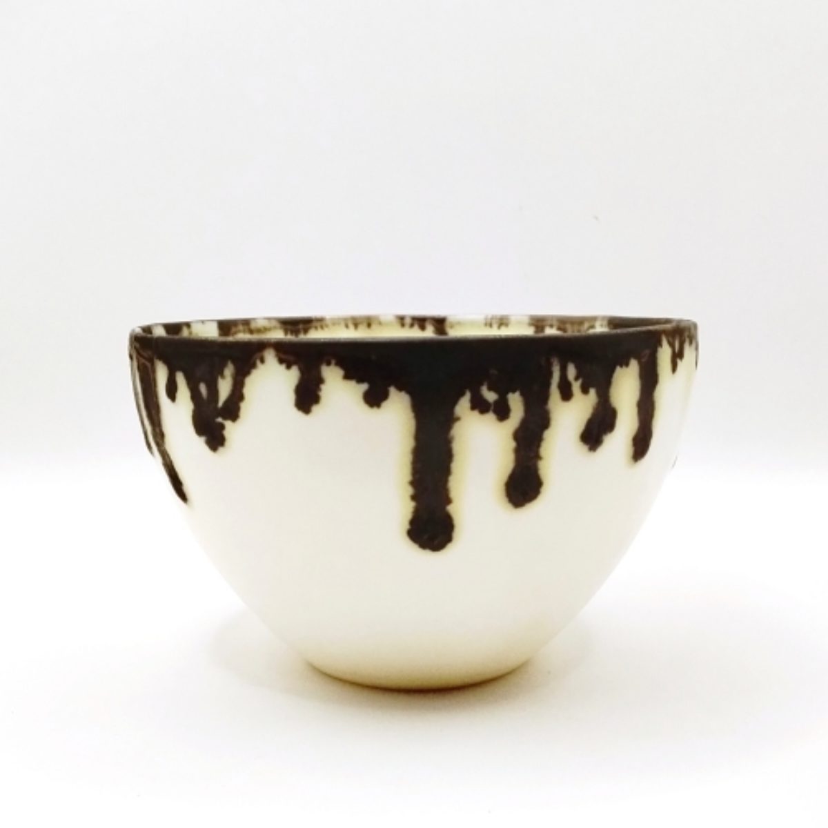 青木良太「ミルク釉ボウル（S）」 | アトリエウチノ｜atelier uchino