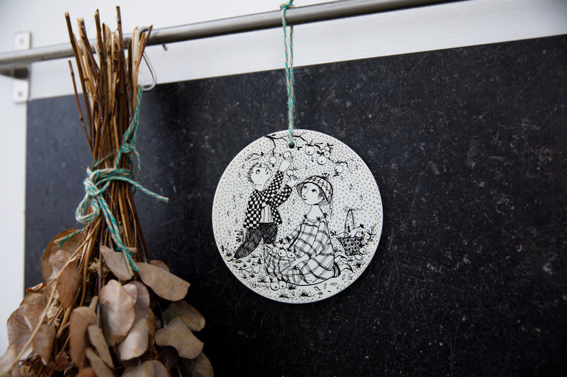 Nymolle〉Bjorn Wiinblad / Monthly Plate - October – At Sea Day