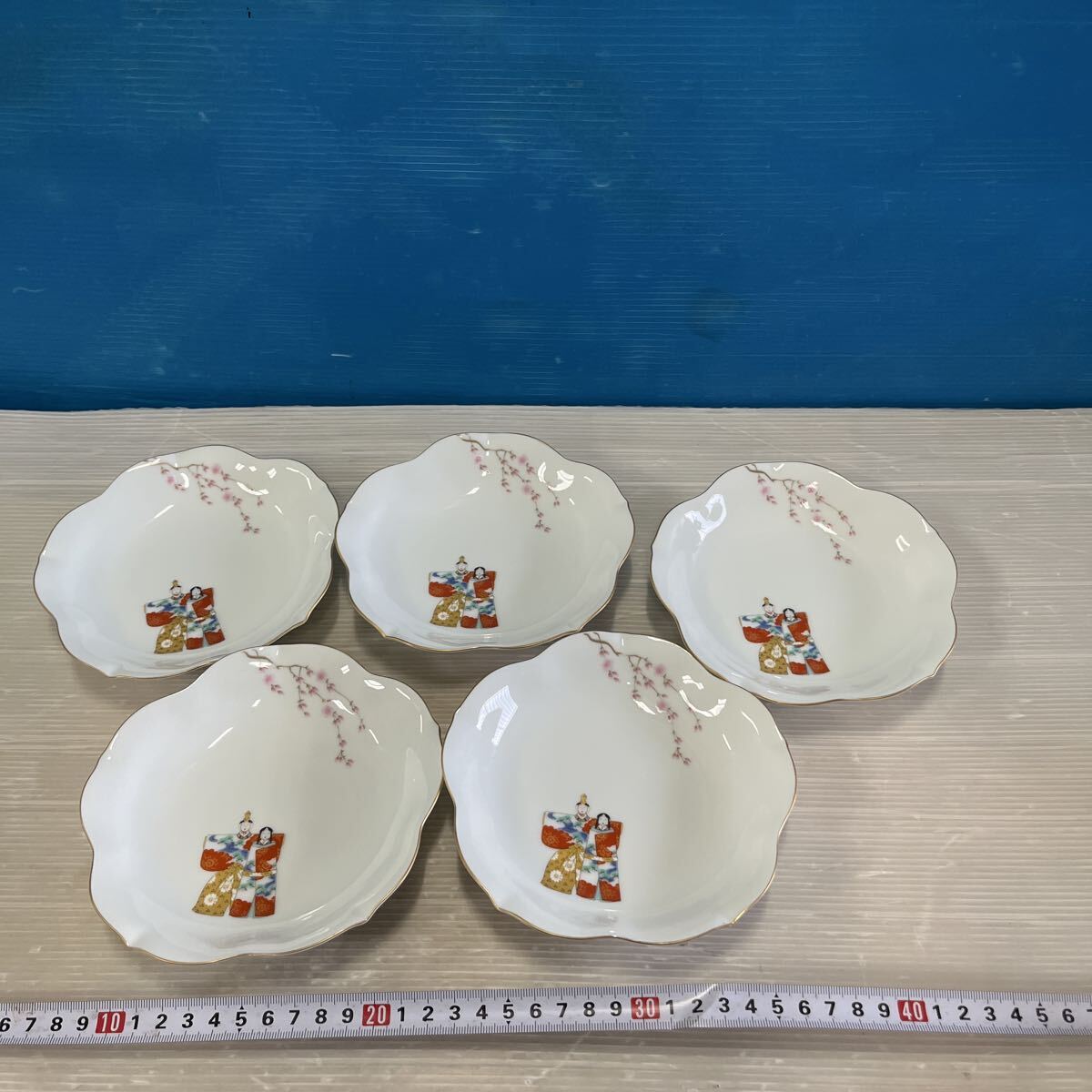 Yahoo!オークション -「雛」(深川製磁) (ブランド別)の落札相場・落札価格