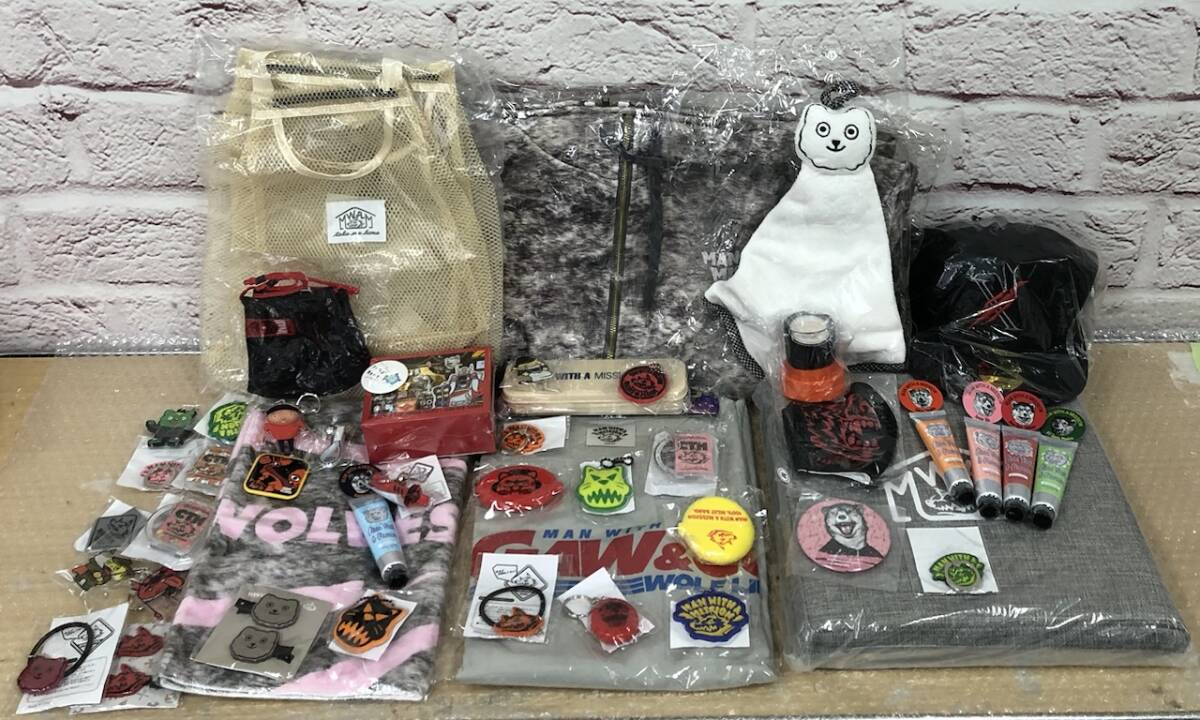 Yahoo!オークション -「マンウィズ アクリル」の落札相場・落札価格