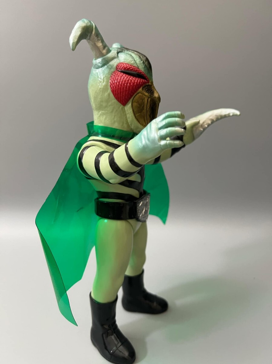 Yahoo!オークション - 当時物 仮面ライダー・怪人かまきり男 ソフビ