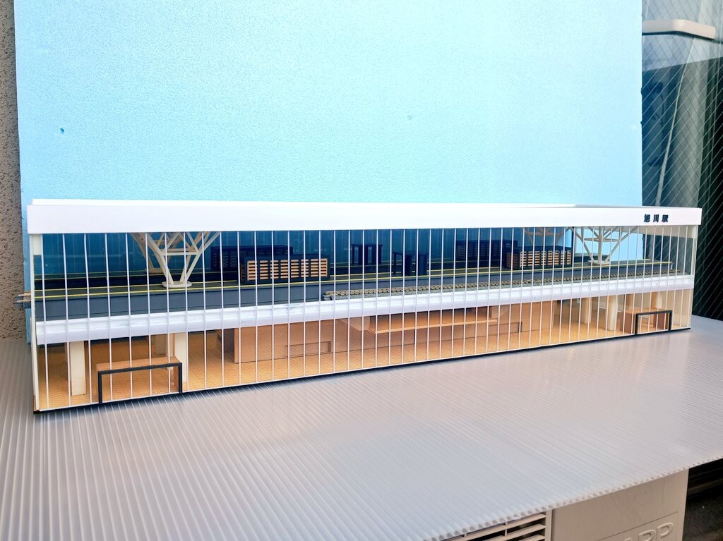 Yahoo!オークション - Nゲージ 自作 高架駅 近代的 旭川駅風 LEDつき