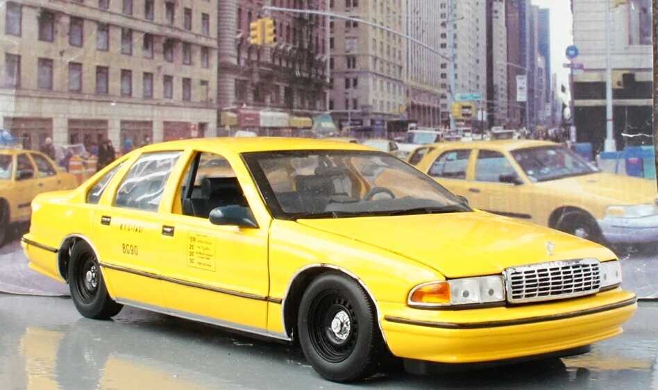 Yahoo!オークション - UT 1/18 1996 シボレー カプリス 4代目 後期型