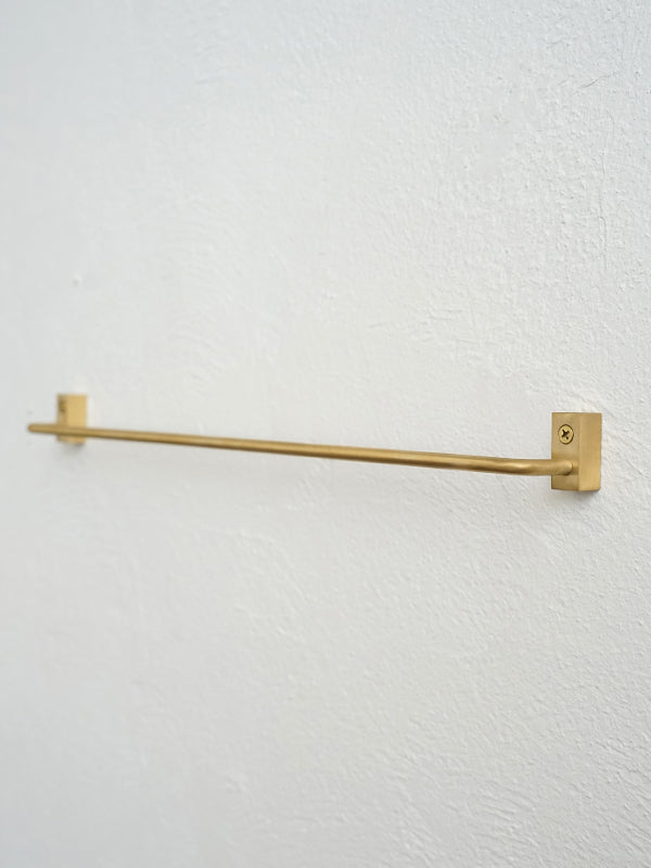 VOL タオルバーロング ブラス | AXCIS ONLINE