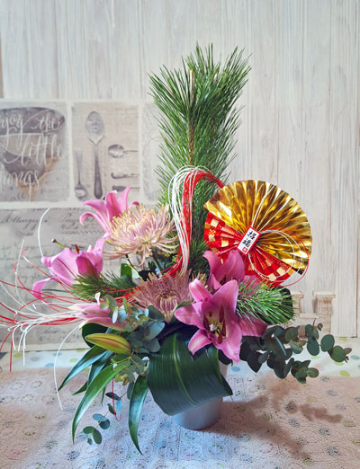 額入りの百合の花です。お気に入りの作品