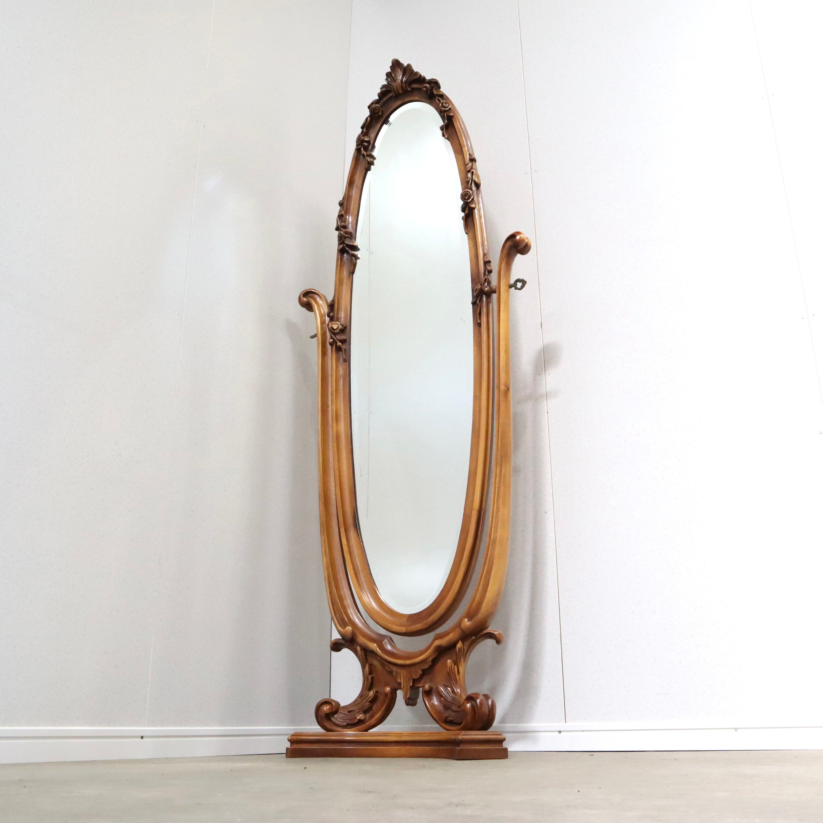 スタンドミラー アンティーク調 姿見 彫刻 木製 全身鏡【03A2202057