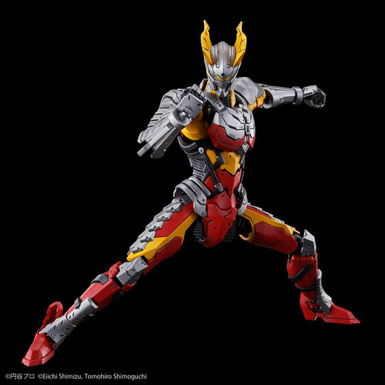 Figure-rise Standard ULTRAMAN SUIT ZERO〈SC仕様〉 -ACTION-│株式