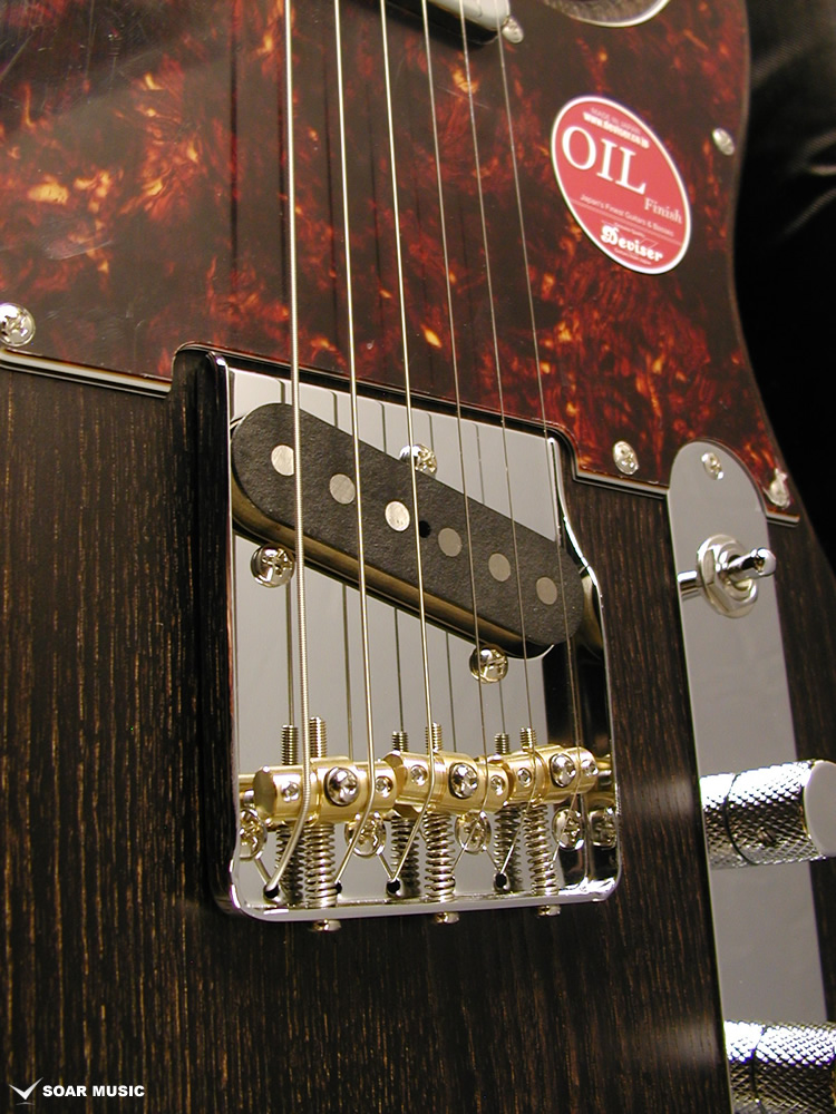 T-STANDARD ASH/R BLK/OIL (Bacchus)