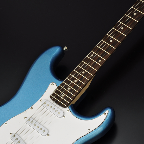 BST-1R/3TS (Bacchus / バッカス) エレキギター ストラトタイプ