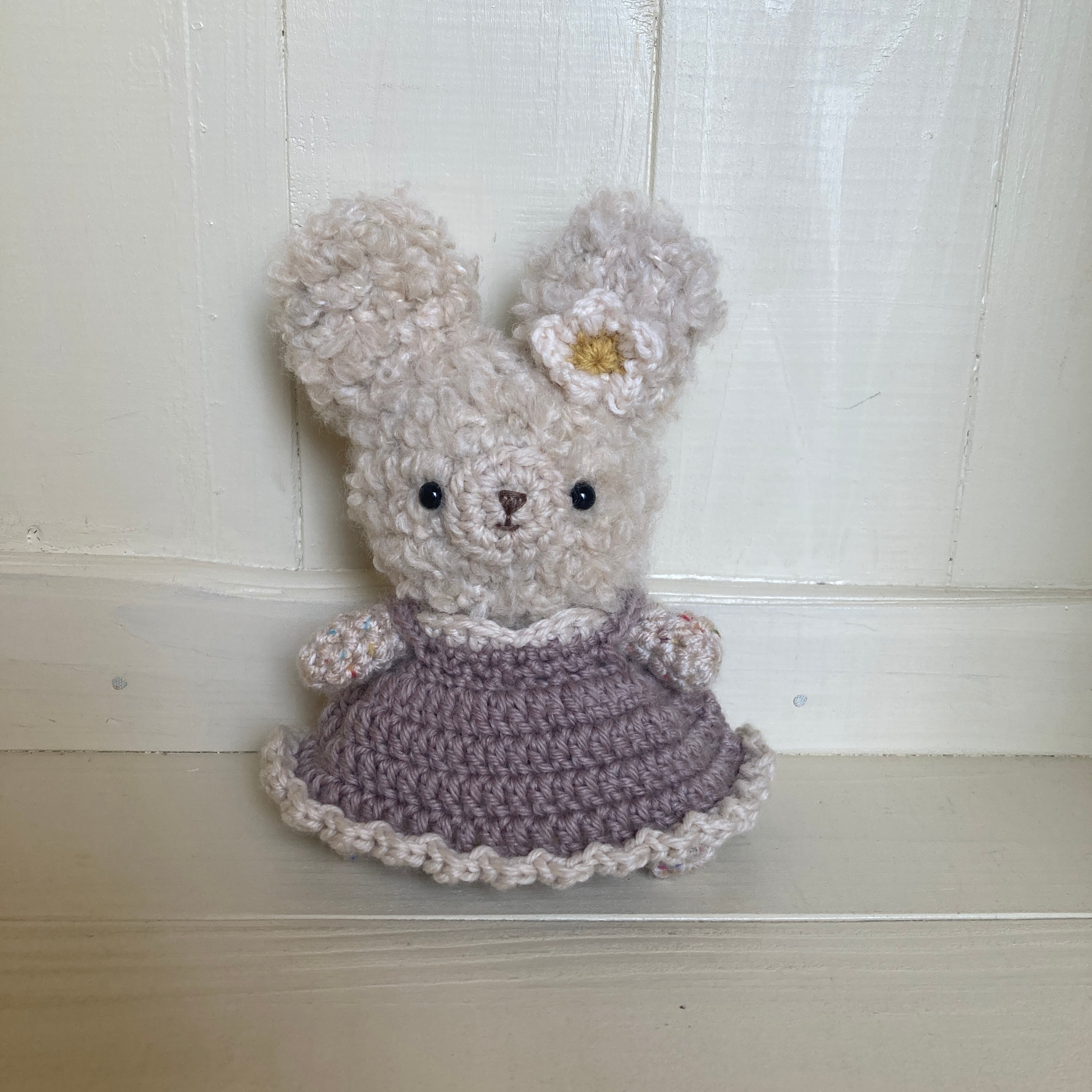 ふわもこ子うさぎちゃん」あみぐるみうさぎ｜手編みぬいぐるみ