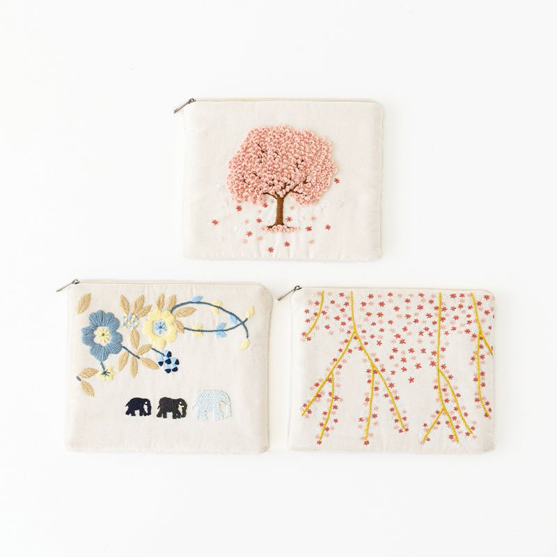 刺繍iPadポーチ | ボー・デコール オンラインショップ