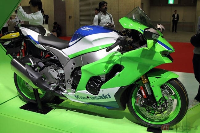 20231109_zx10r_40th_01-650x433