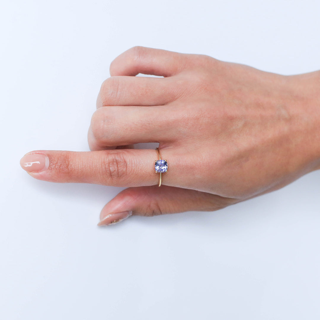 ビズー公式】タンザナイト(ラベンダーカラー)K18(18金) PTリング