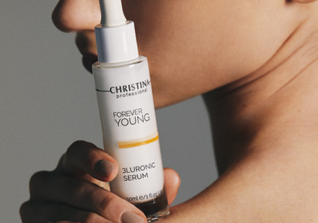 クリスティーナ『フォーエバーヤング』 | 大阪・心斎橋の美容鍼サロン