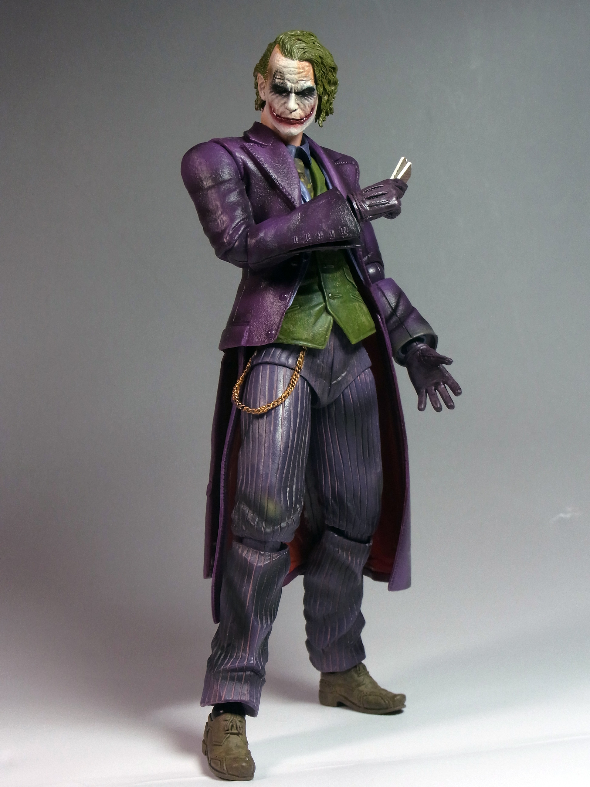 THE DARK KNIGHT TRILOGY PLAY ARTS改 ジョーカー レビュー | ヒーロー