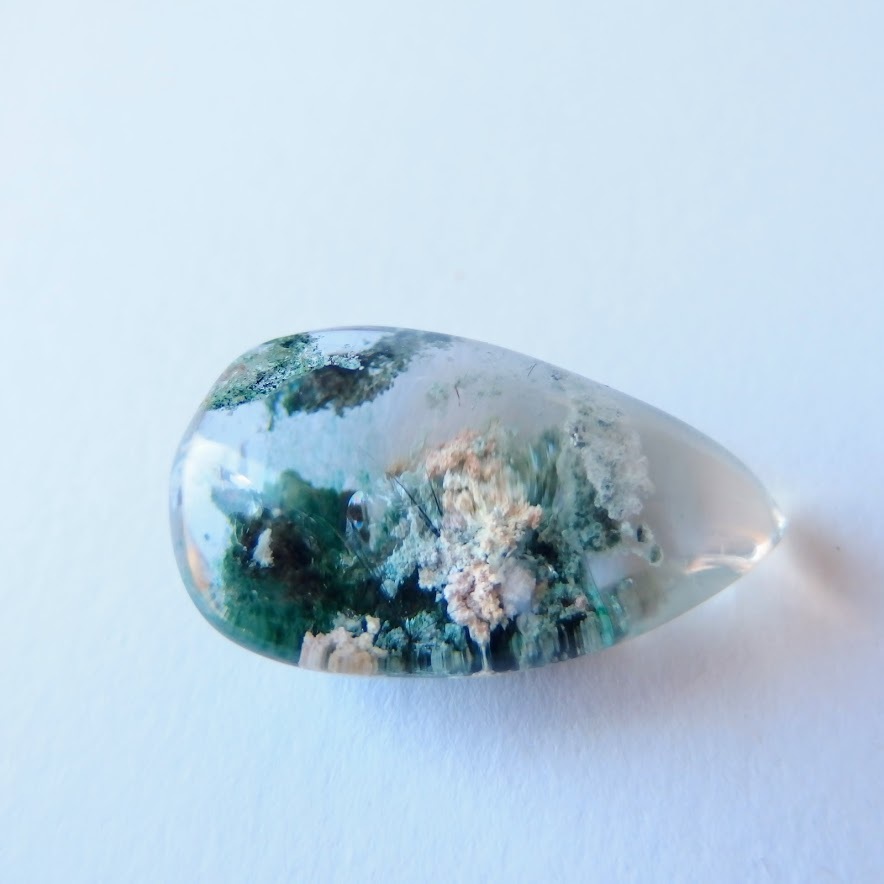 ガーデンクォーツ 庭園水晶 ブラジル産 虹入り 森のガーデン 42.9cts