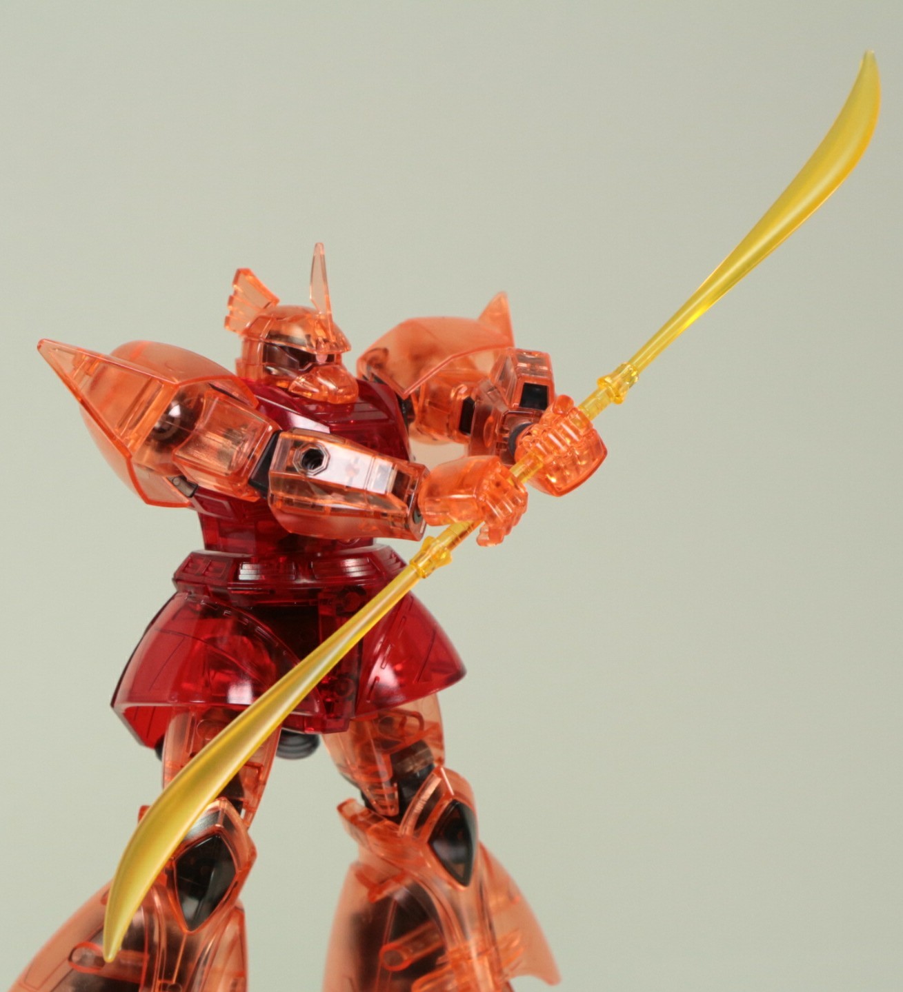 HGUC 1/144 シャア専用MSセット クリアカラーバージョンのご紹介