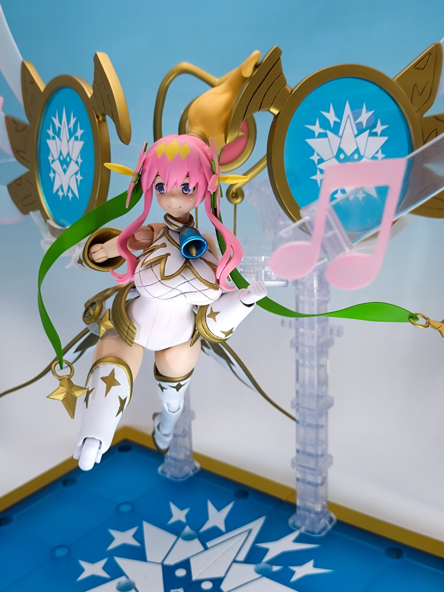 デュエルマスターズ】金トレジャー版の《音卿の精霊龍 ラフルル・ラブ