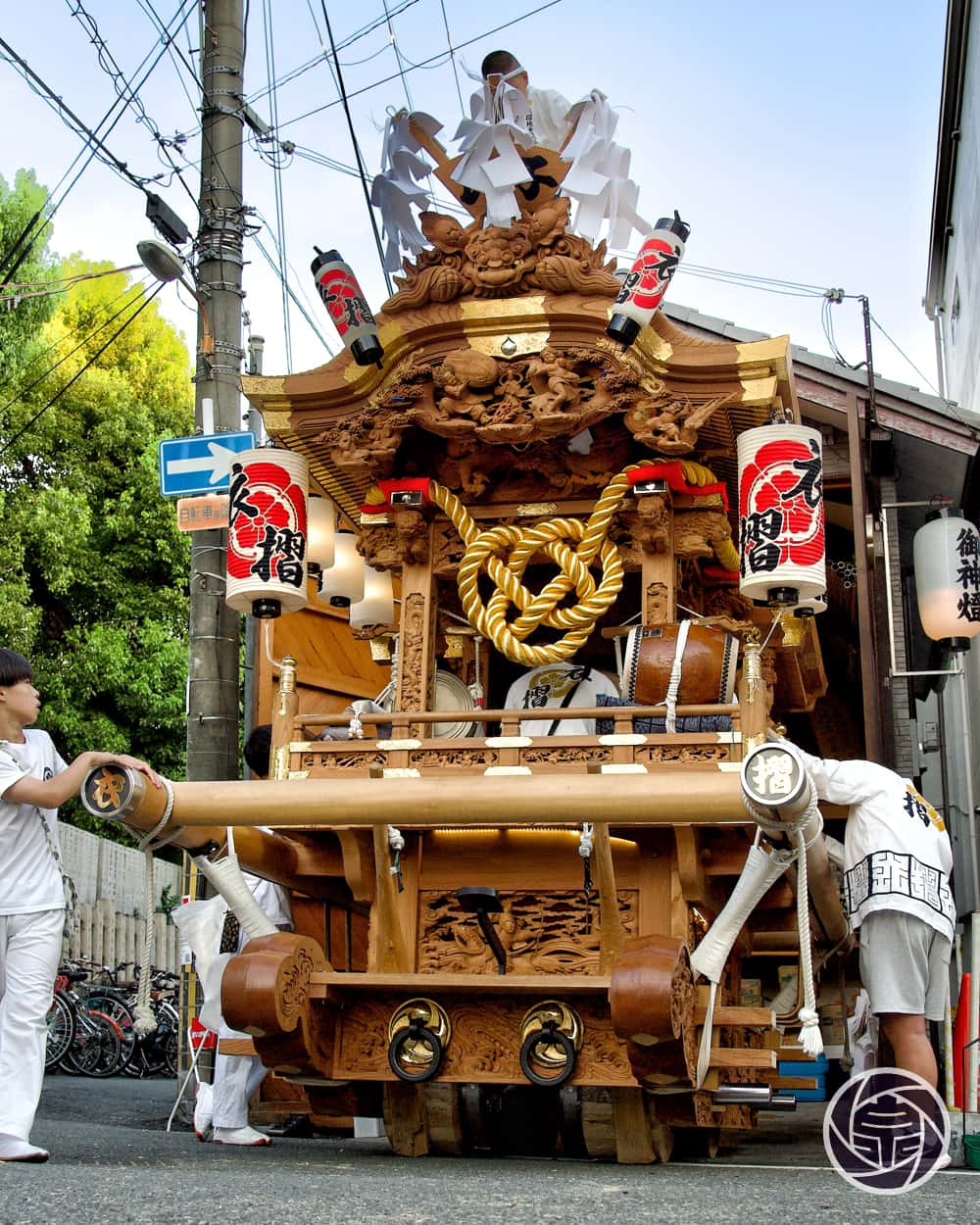 衣摺のだんじり小屋（東大阪市・長瀬地区）泉祭記
