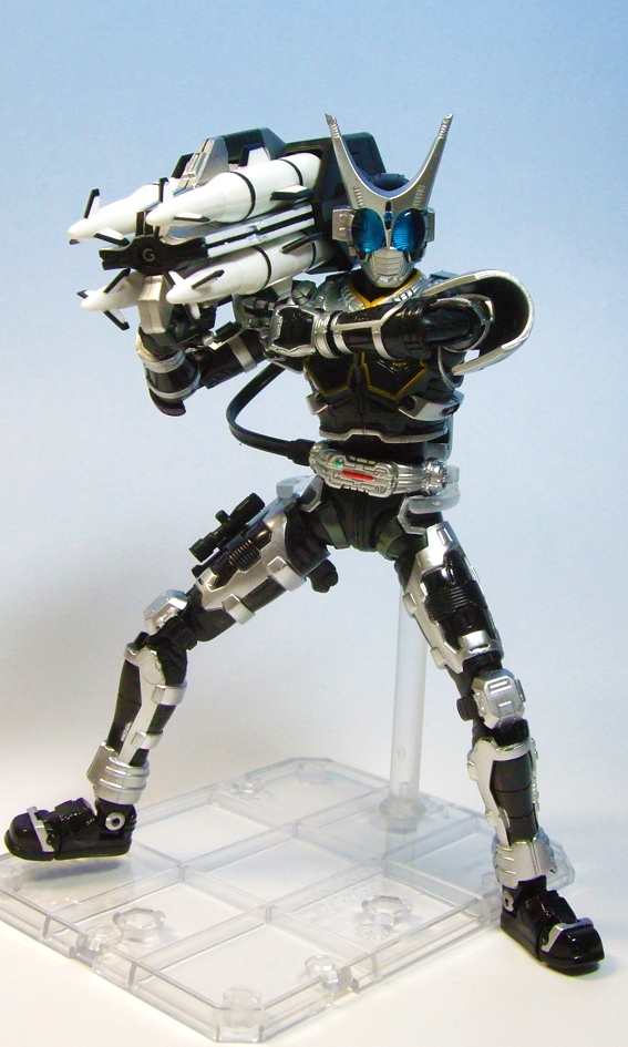 S.H.フィギュアーツ 仮面ライダーG4 代行レビュー | ヒーロー