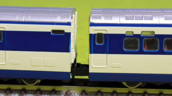 0系新幹線もやって来た！KATOの中古品0系2000番代(品番10-136)をゲット