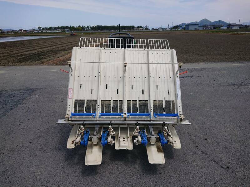 中古農機具 － PM40 CW イセキ ラブリーmini 4条植え 田植機 入荷しま