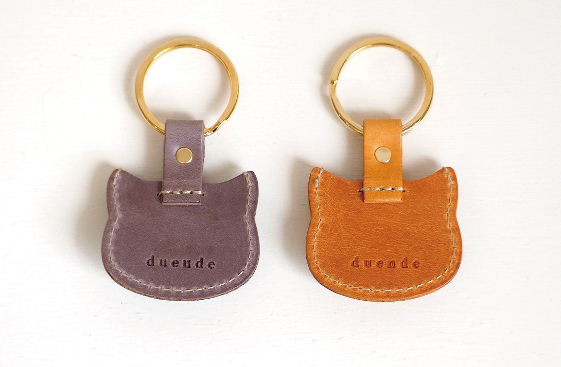 02207】500円玉が入るキーホルダー ねこ型 トラ柄 本革 – ニシカゼ