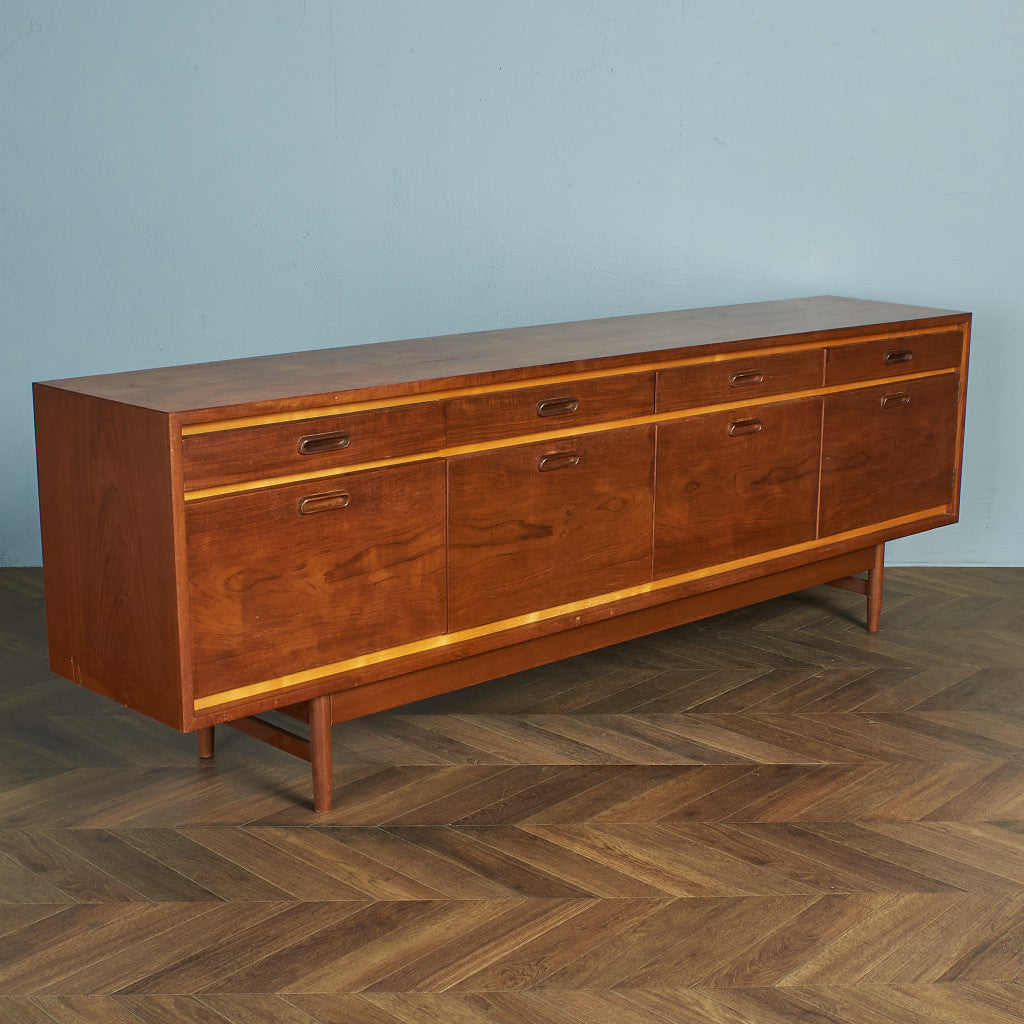 ホワイト&ニュートン White&Newton – camori ヴィンテージ家具・北欧