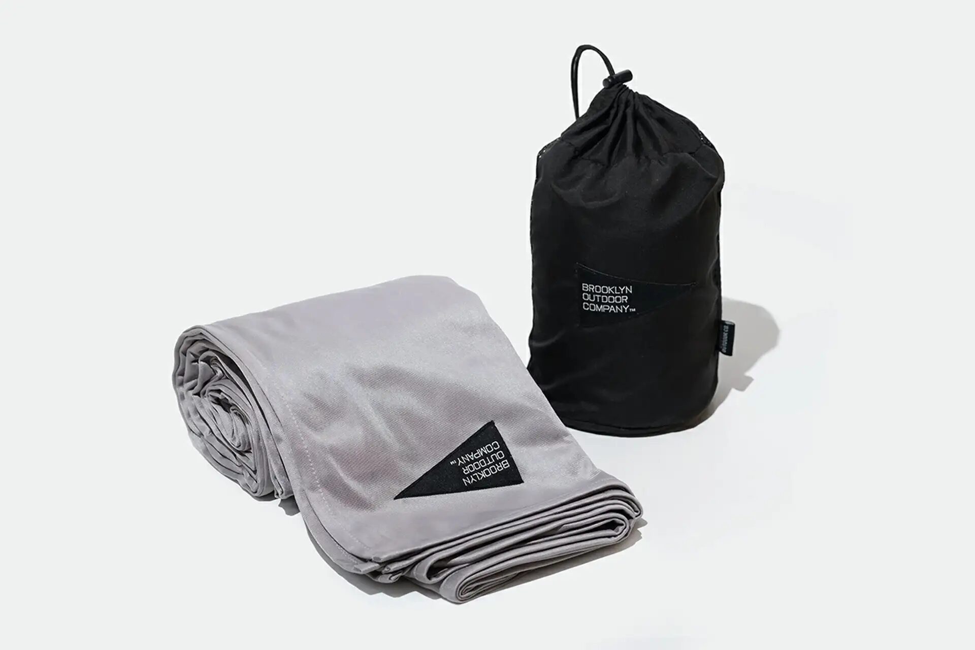 ブルックリンアウトドアカンパニーから2種の「トラベルブランケット
