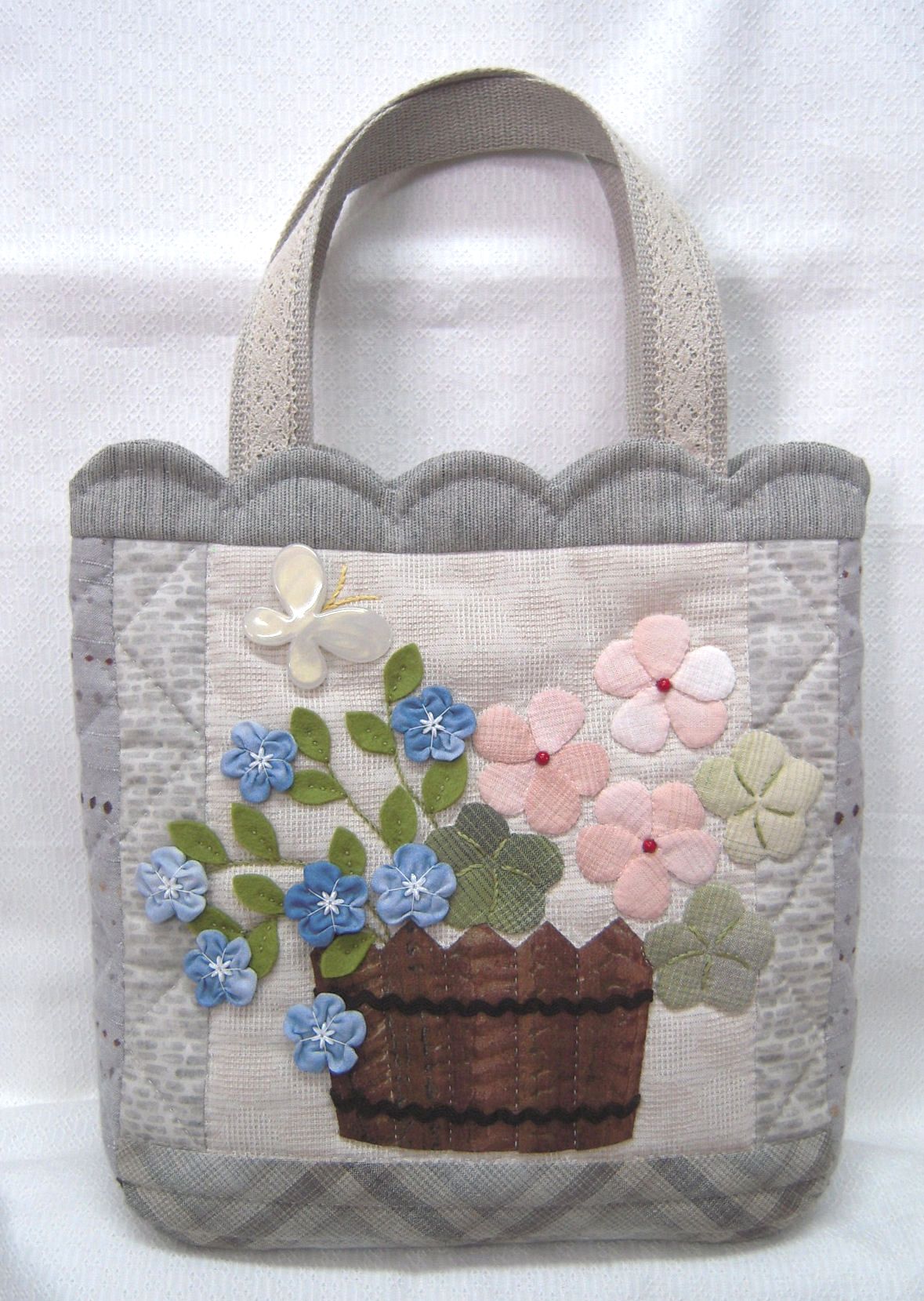 可愛いお花のバッグ 商品詳細｜オリジナルパッチワークキルトキットの