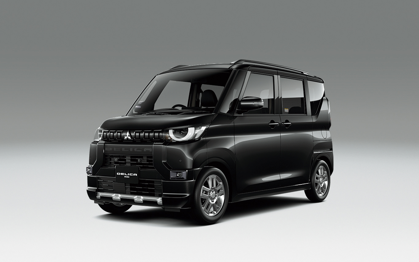 画像］三菱自動車、「デリカミニ」成約者に「黒デリ丸。」「白デリ丸