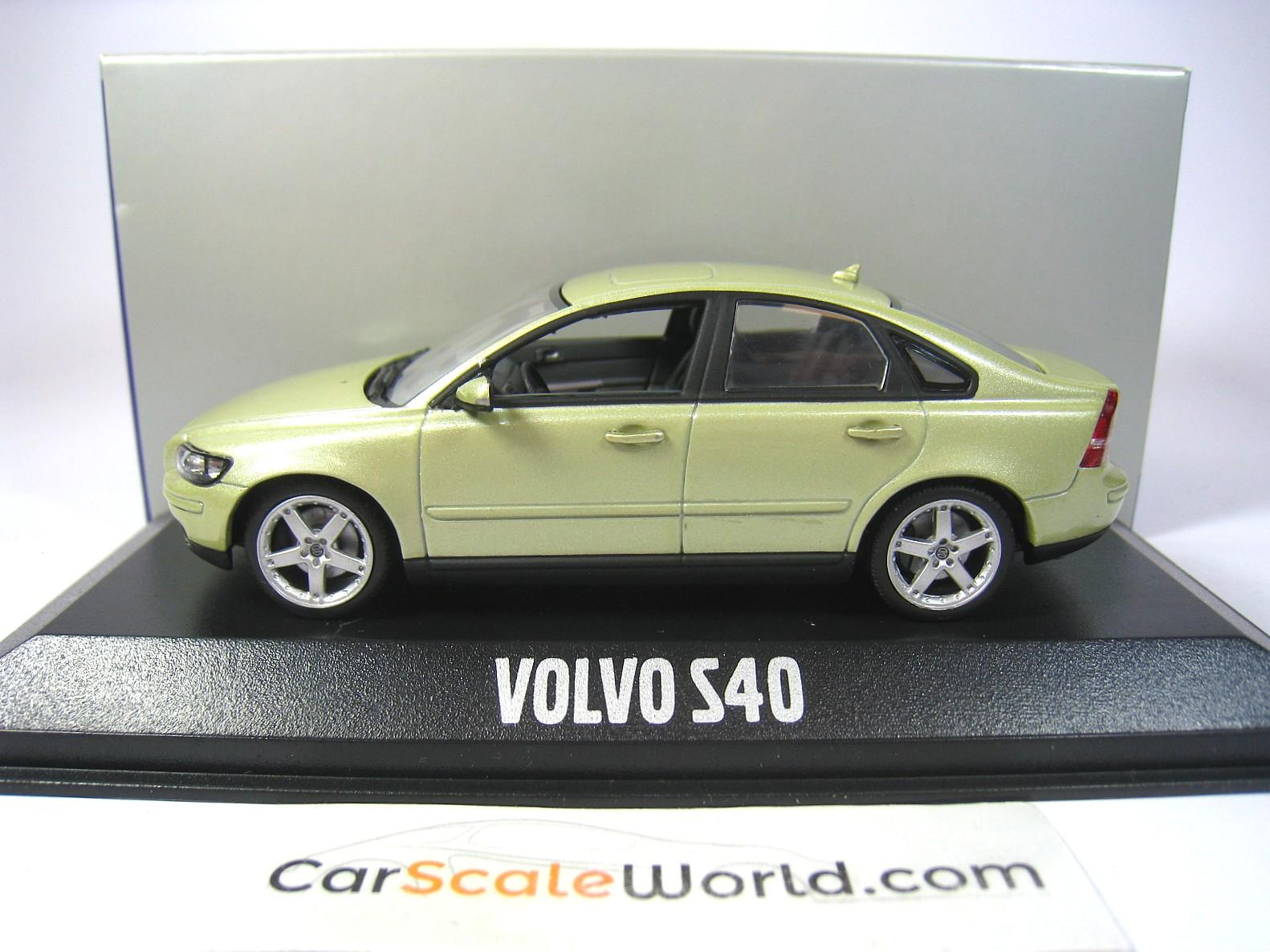 VOLVO S40 2004 1/43 MINICHAMPS (GREEN) - Carscaleworld.com