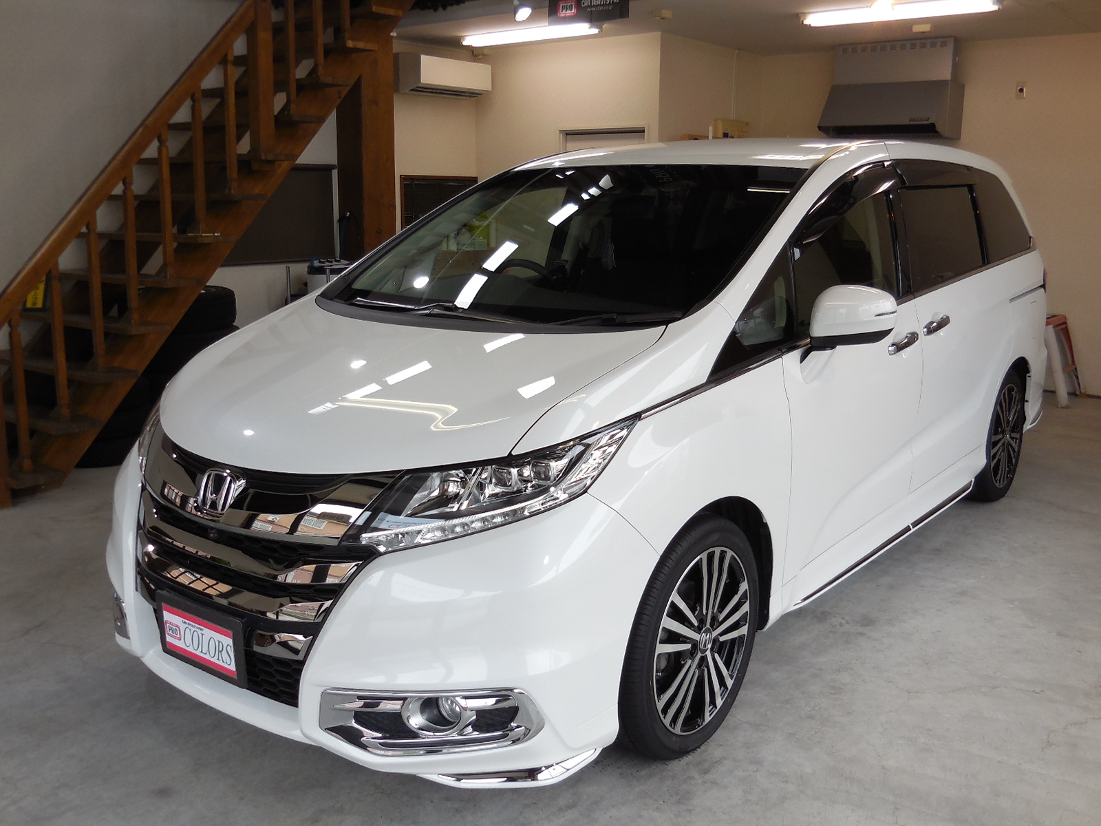 ホワイトオーキッド・パールのホンダ オデッセイです！ | CAR BEAUTY