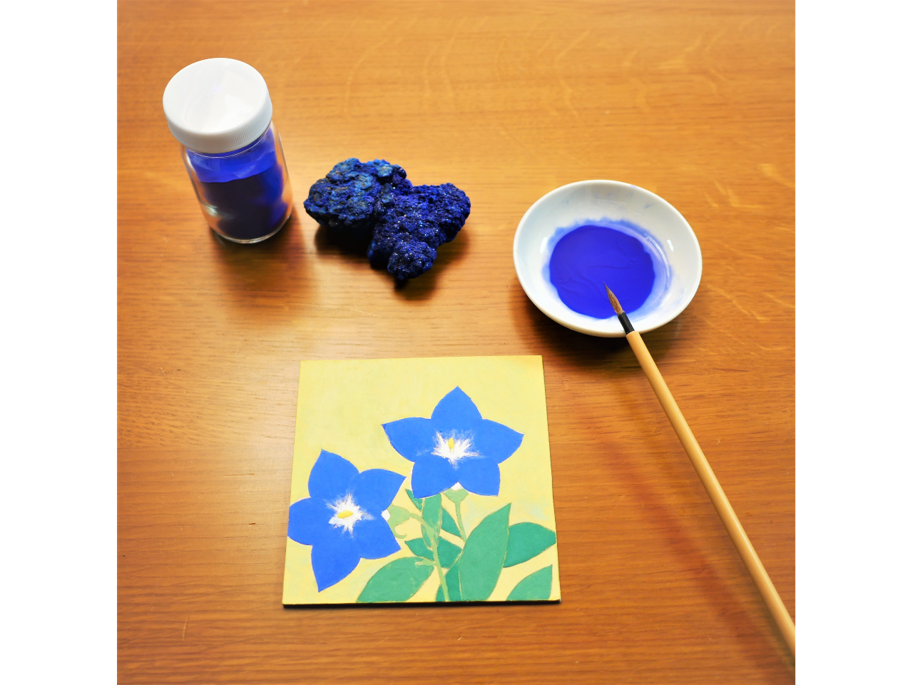 岩絵具を使った日本画体験/Experience of painting a Japanese