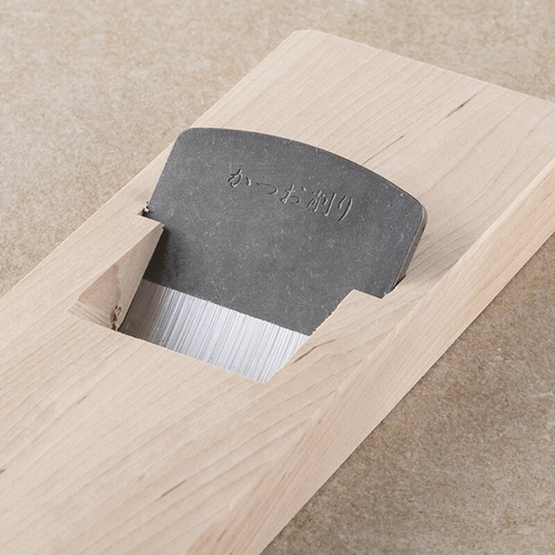 貝印（KAI） 鰹ぶし削り器カバー付き DH7362｜【ハンズネットストア】