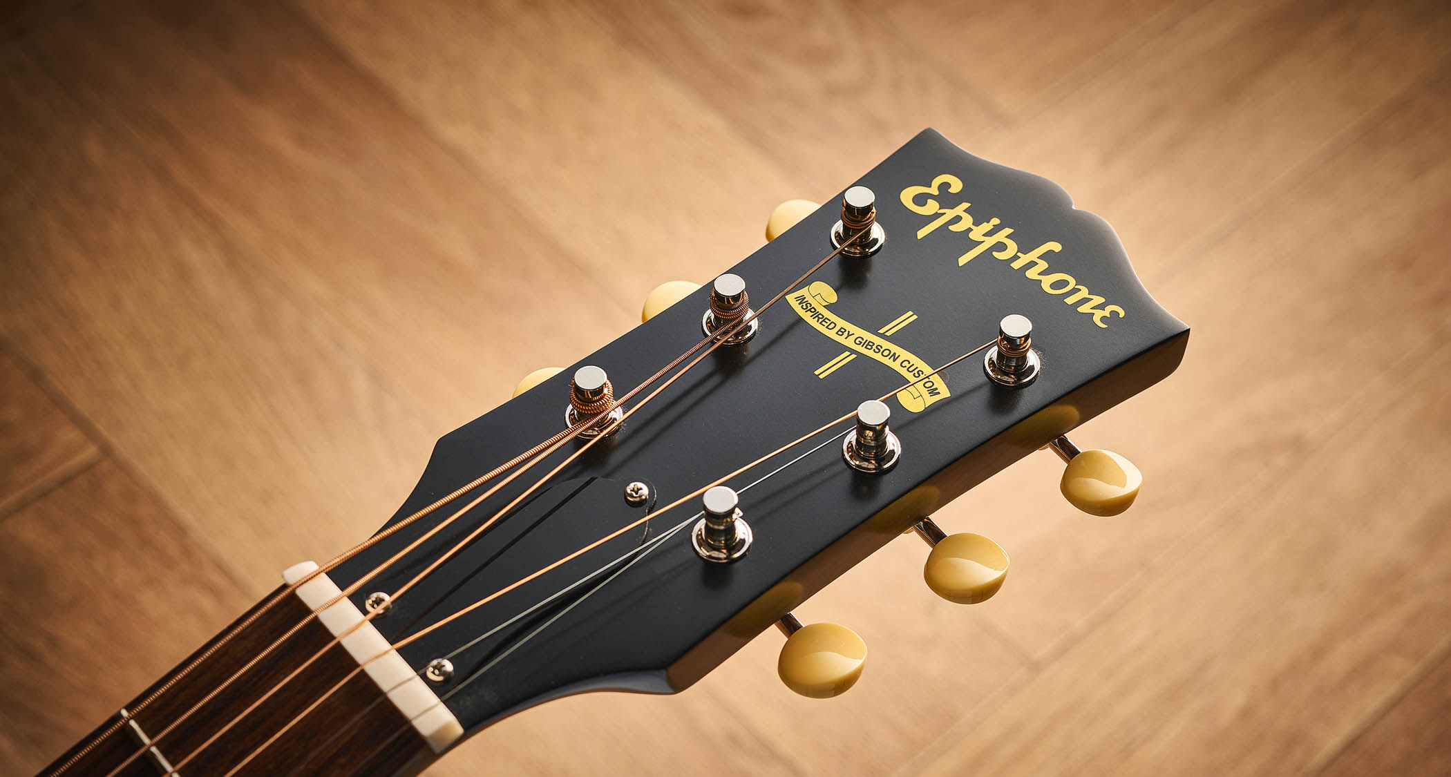 Epiphone 1942 Banner J-45, 1957 SJ-200 and J-180 LS review