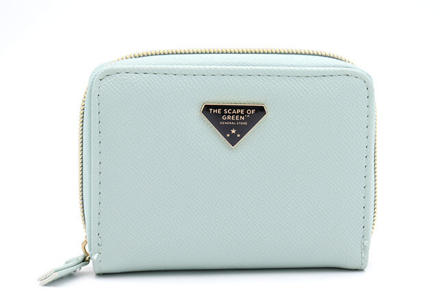 さすが宝島さん♡コンパクト財布の「カード全然入らないんですけど